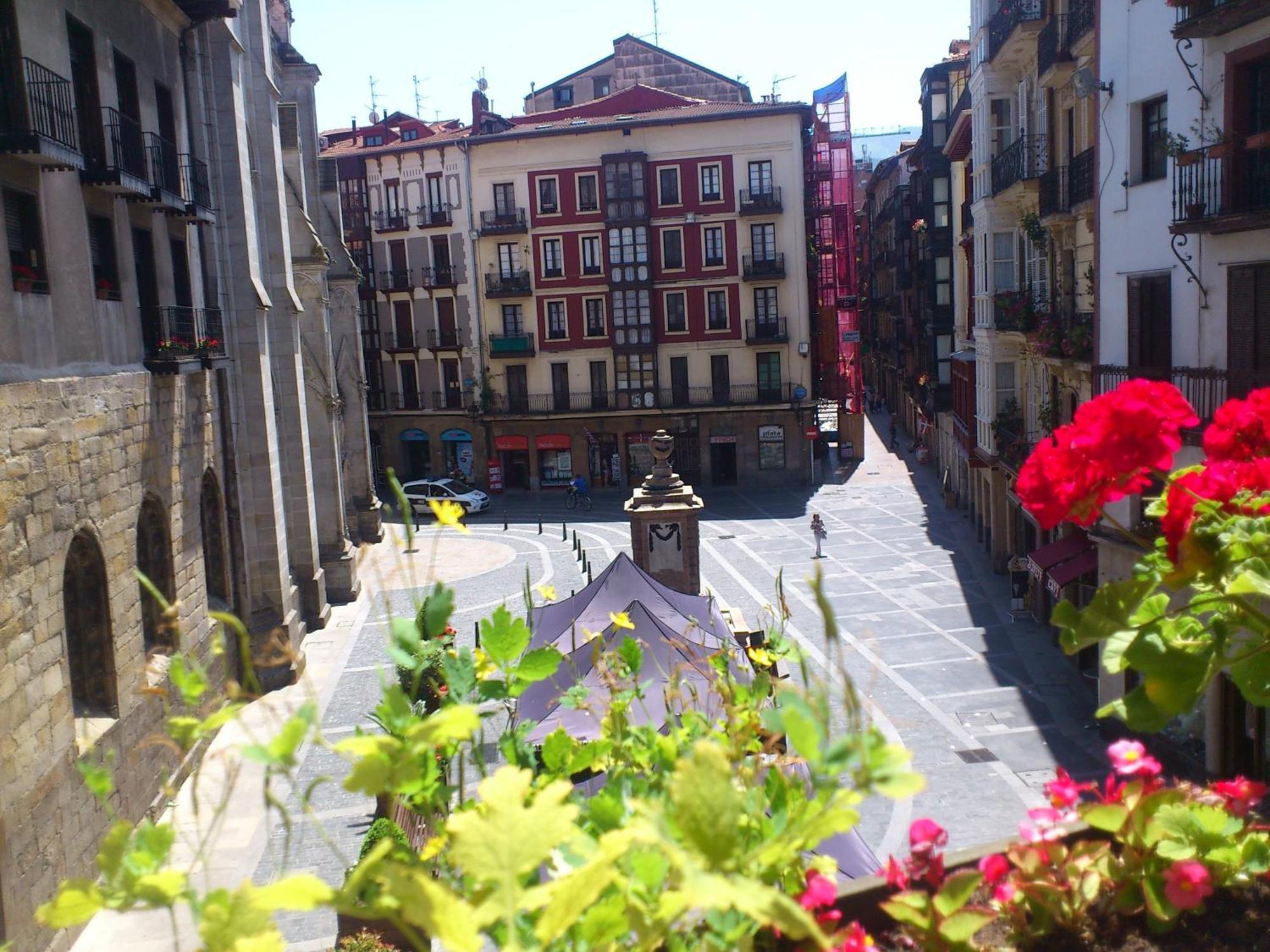 Roquefer Bilbao Central Rooms Экстерьер фото